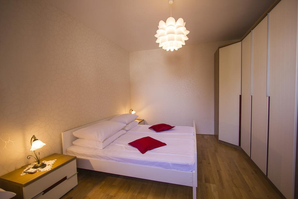 Apartments Rako M&I Подстрана Номер фото