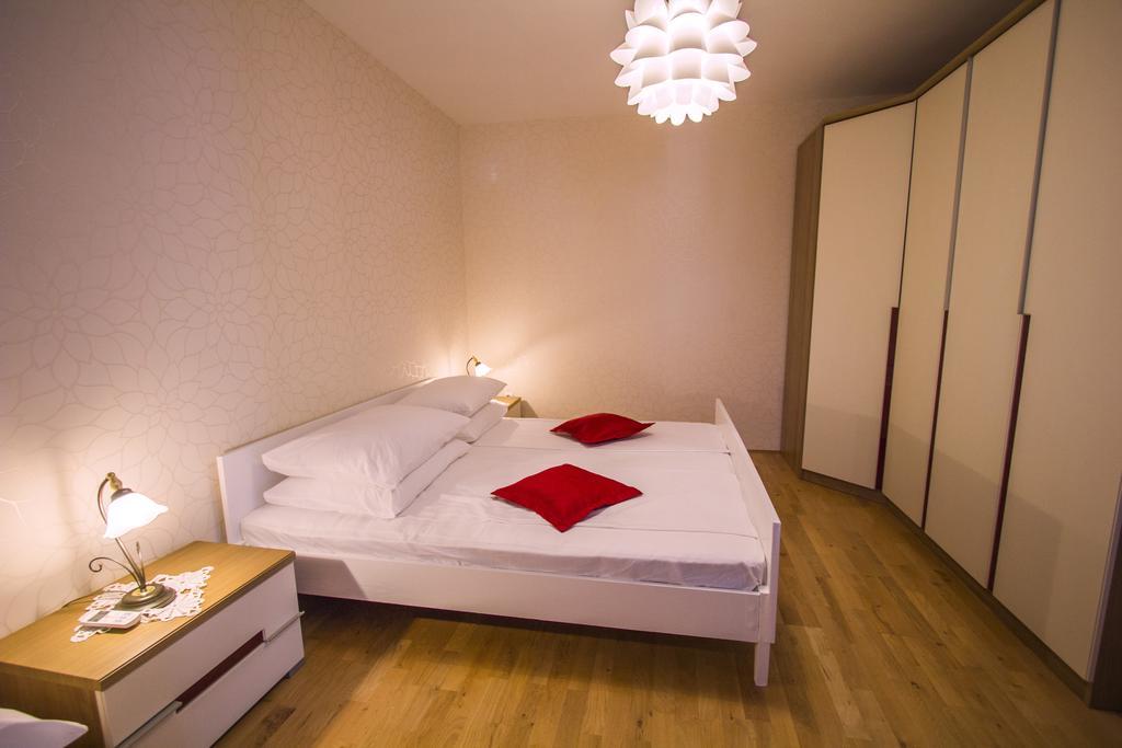 Apartments Rako M&I Подстрана Номер фото